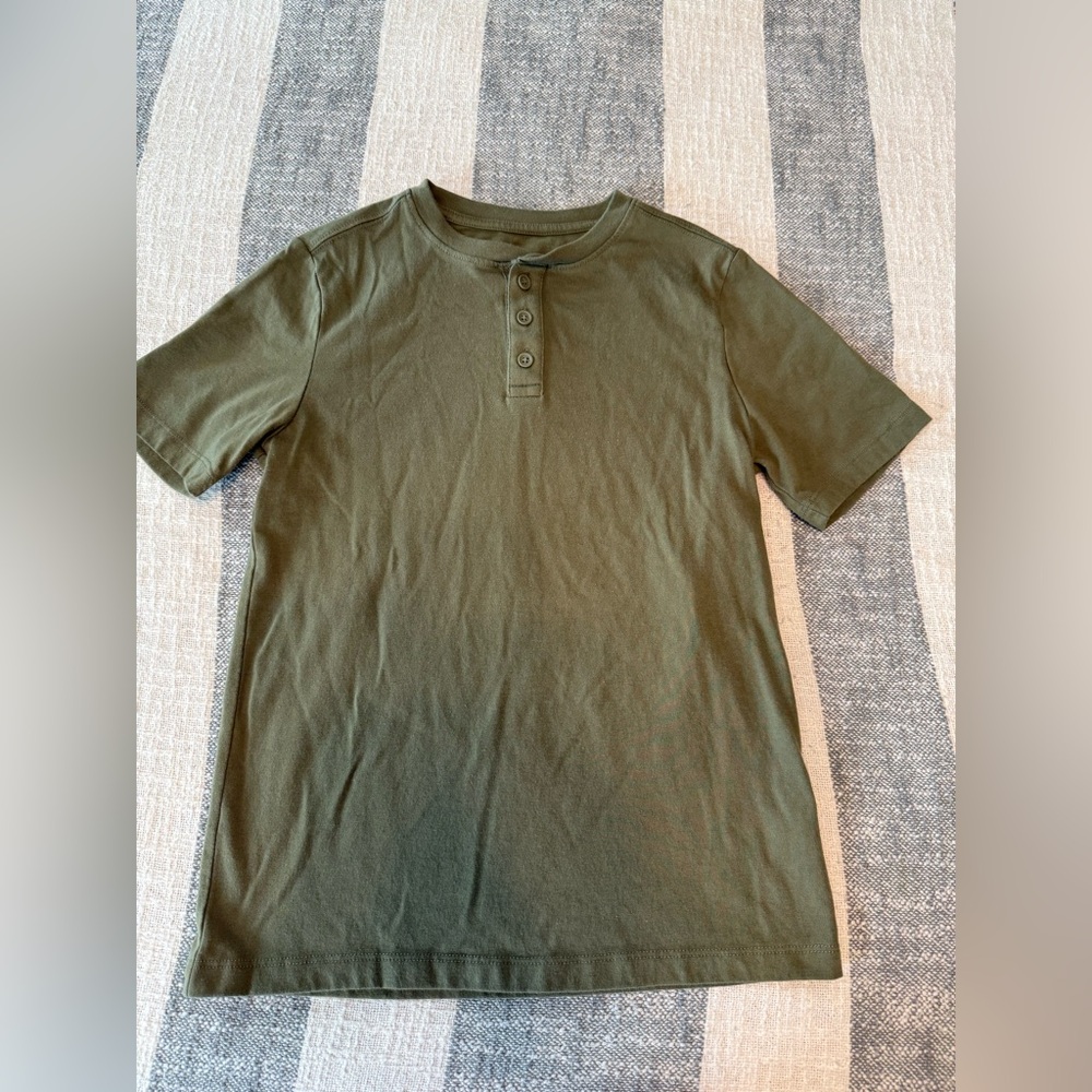 NWOT Wonder Nation Boys L (10/12) Green Short Sleeve 3 button Henley shirt